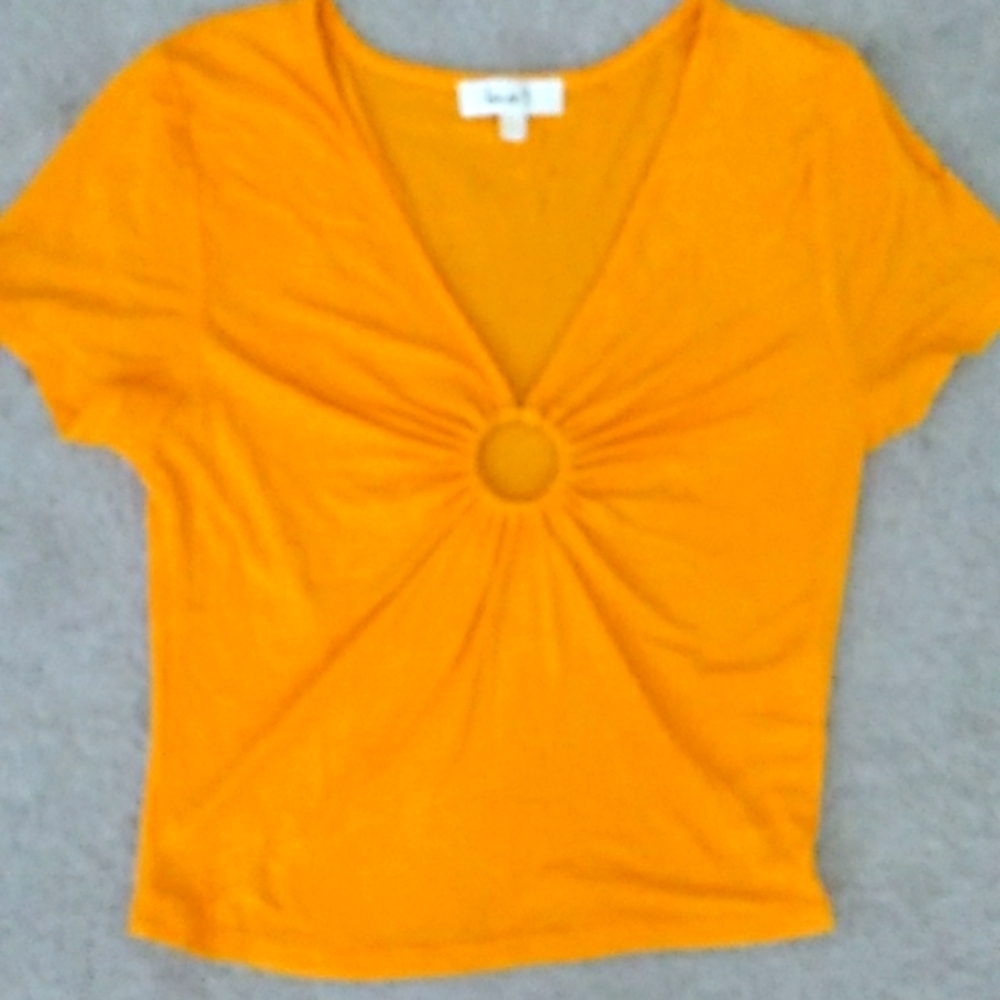 Top size s, yellow,t shirt